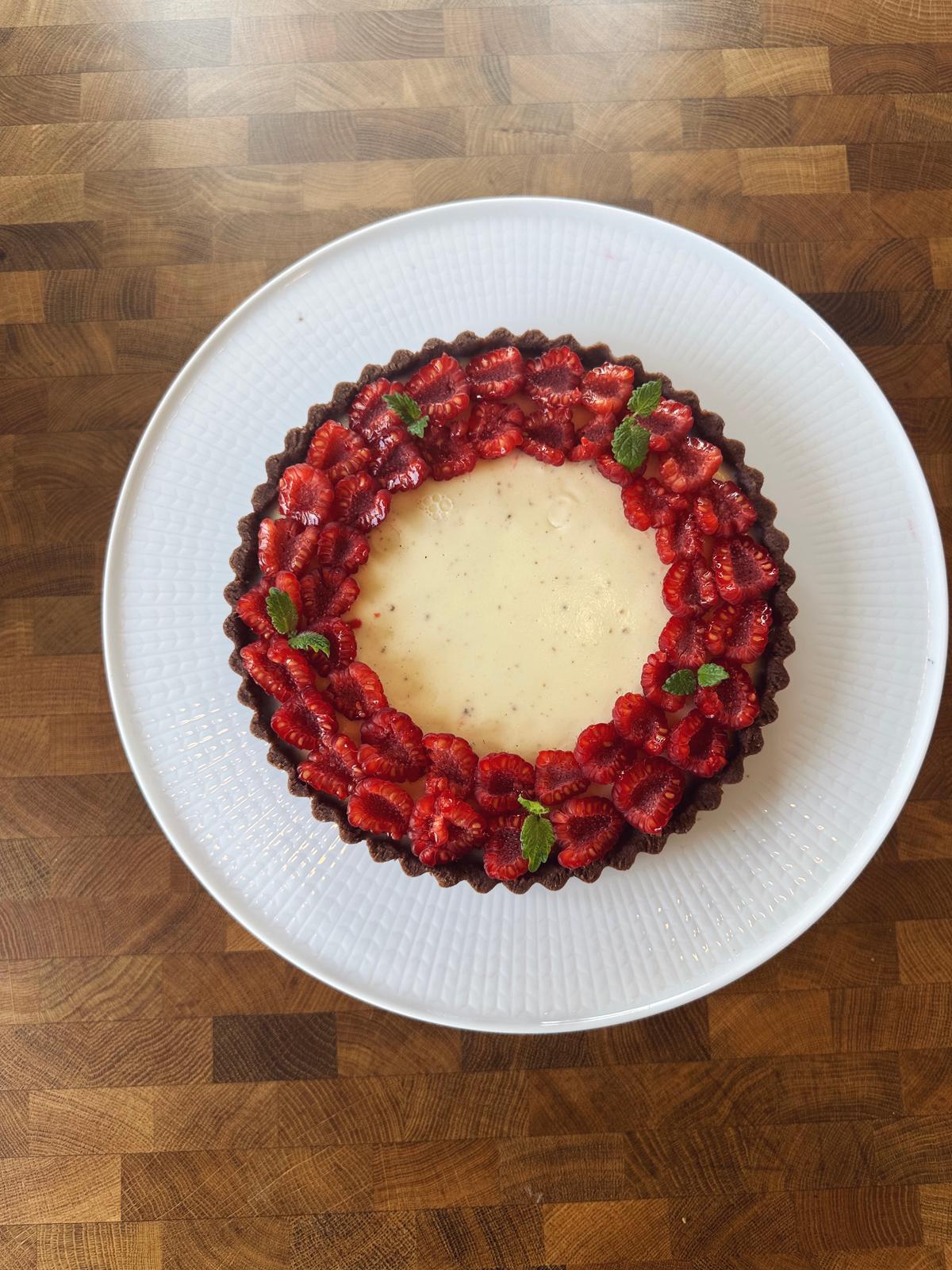 Pannacotta­paj med chokladmördeg